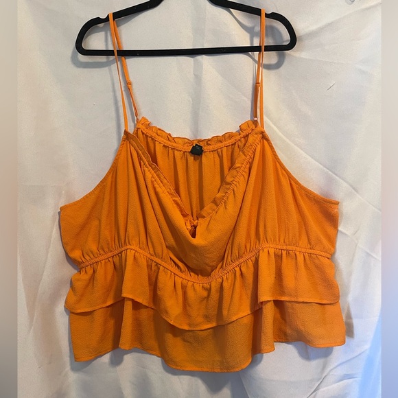 NWOT Wild Fable Tiered Peplum Crop Tank - Picture 2 of 2